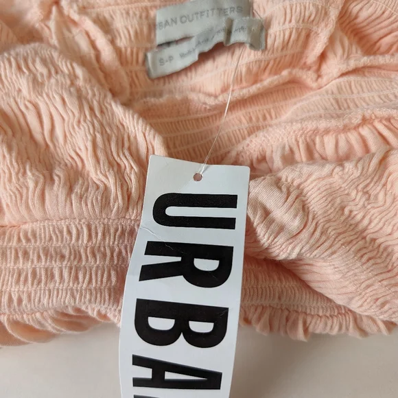 Urban Outfitters peach blouse - Picture 5 of 5